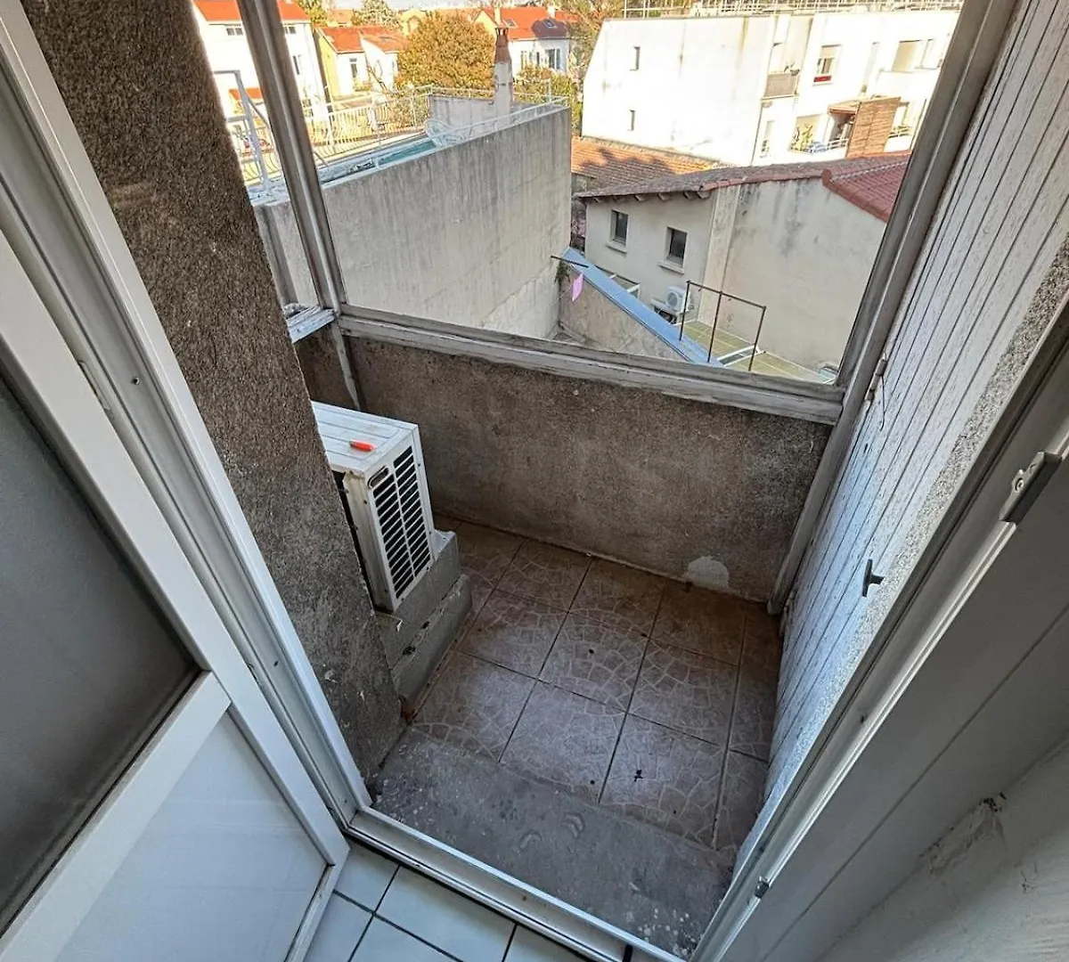 Apartment Appartement Proche De La Gare Et Du Centre Ville Valence