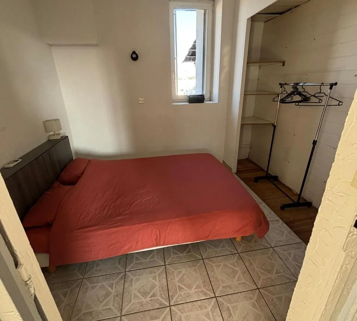 Appartement Proche De La Gare Et Du Centre Ville Valence  0*, Valence (Drome) France