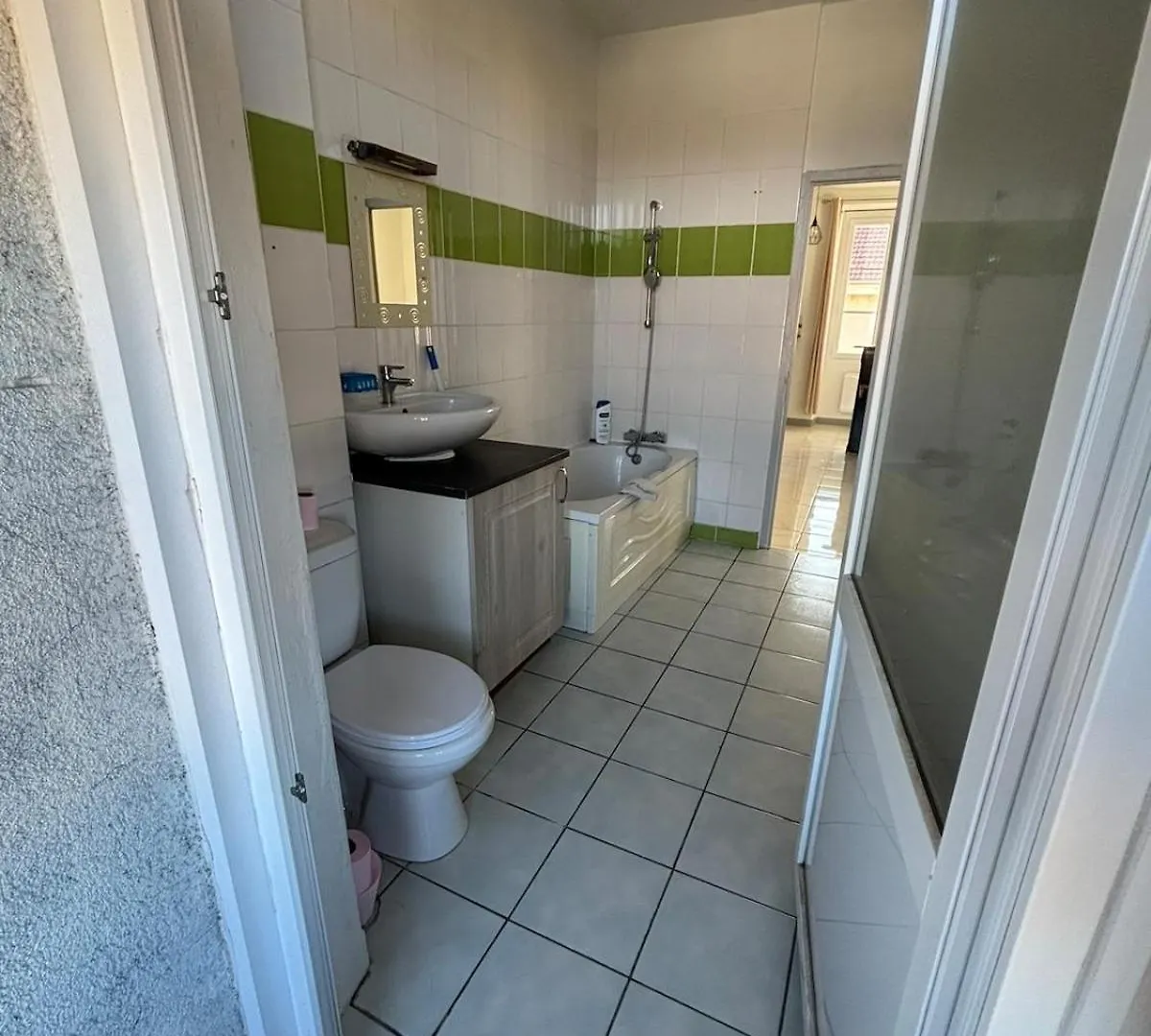 ואלנס Appartement Proche De La Gare Et Du Centre Ville